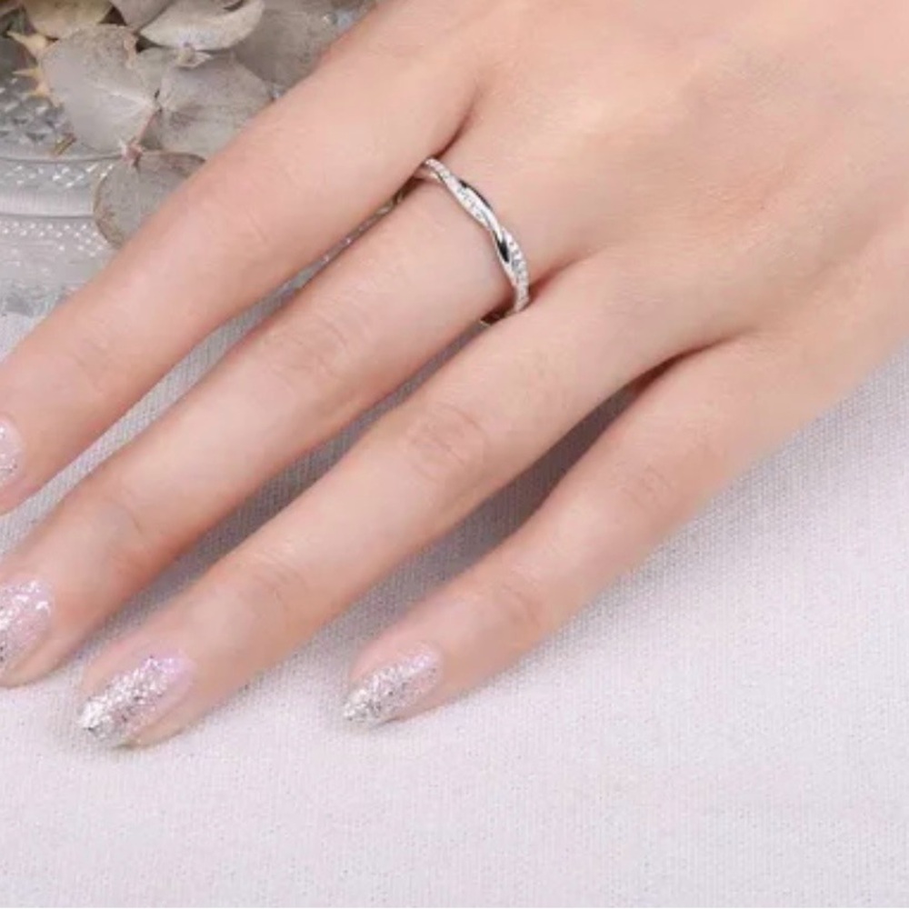 Brand New Moissanite Silver Love Infinity Rope Ring - Picture 10 of 16